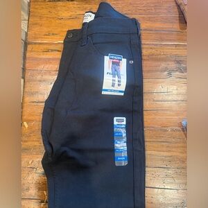 Denizen from Levi's Men's black, relaxed fit Jeans. NWT!
